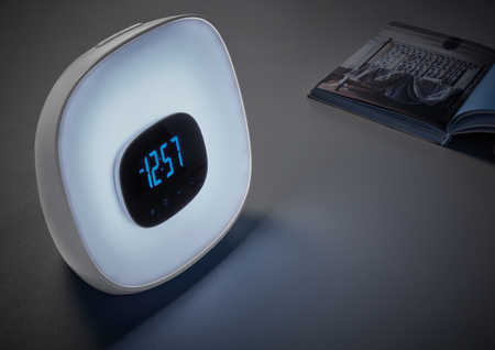 Lampa stołowa z radiem RADIO LED 9W biały, zegar, zmienna barwa 2700K + RGB